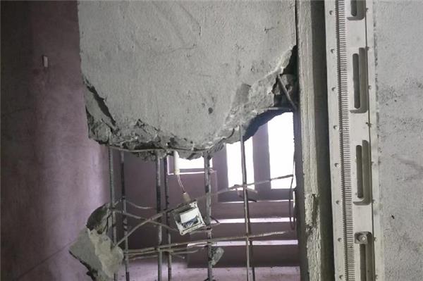 教你如何在墻體上開門口。