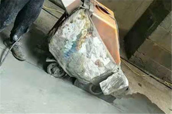 路面切割拆除用什么機械設備？